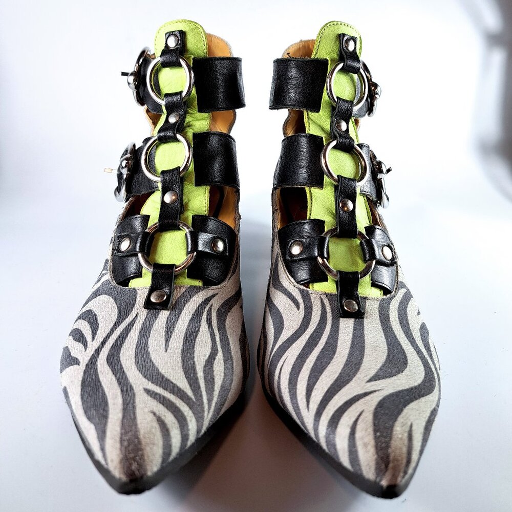 John Fluevog Tammi Rose Ankle Booties Zebra/Green Size 7.5 - Picture 3 of 15